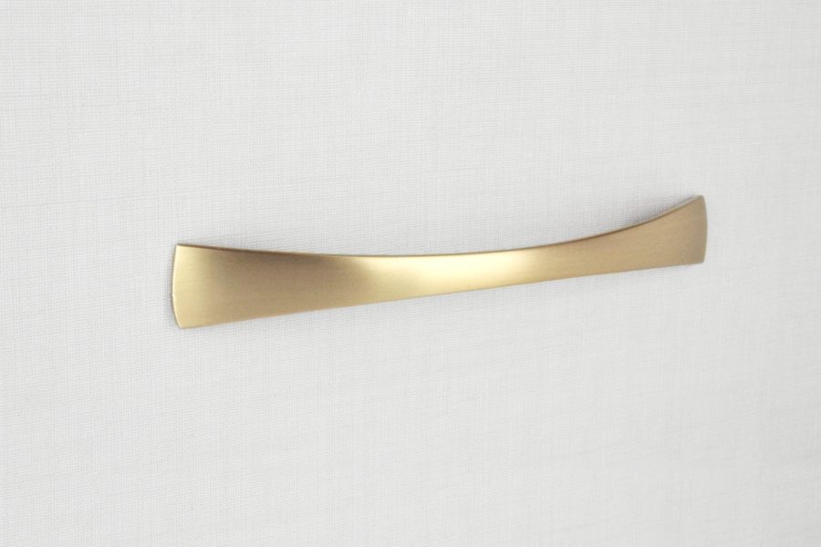 Bow Handle Bow Handle drawer hardware